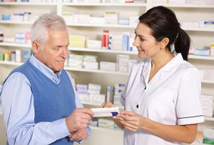 Pharmacist-with-Patient